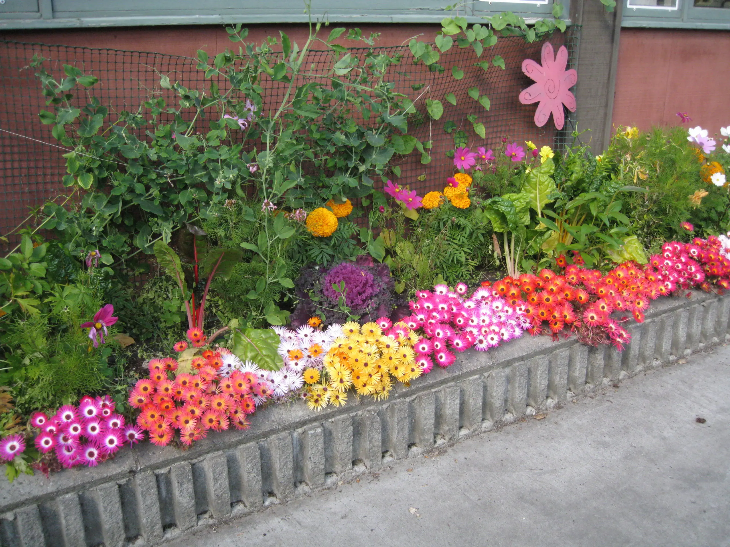 How to Build a Better Looking Garden Bed – It Grows in Alaska