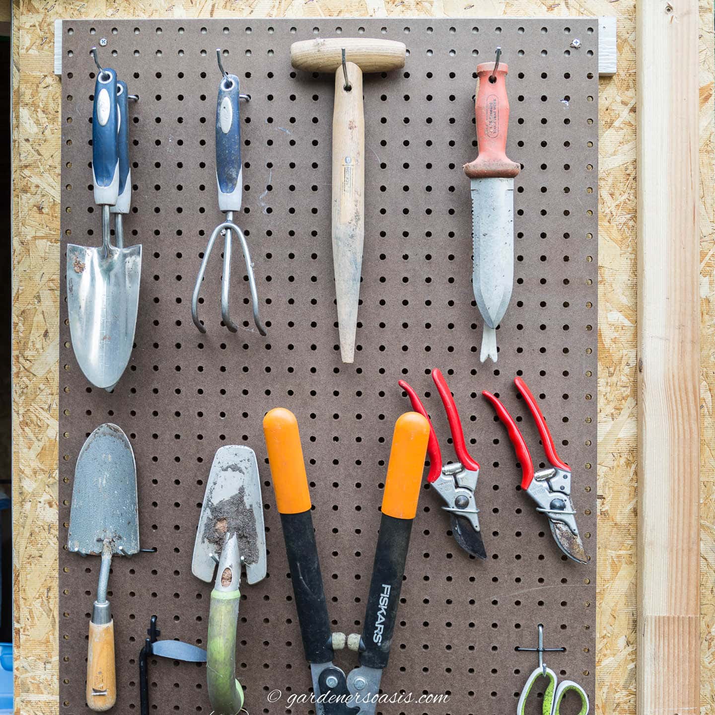 diy garden tools: creating your own budget-friendly tools