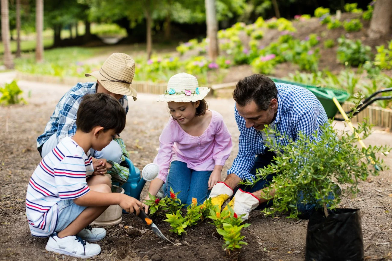 benefits of family garden projects