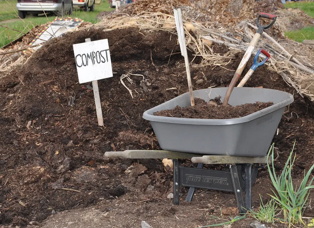 ignoring soil type considerations using compost in your garden